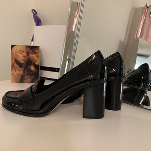 Micheal Kors loafer Heels